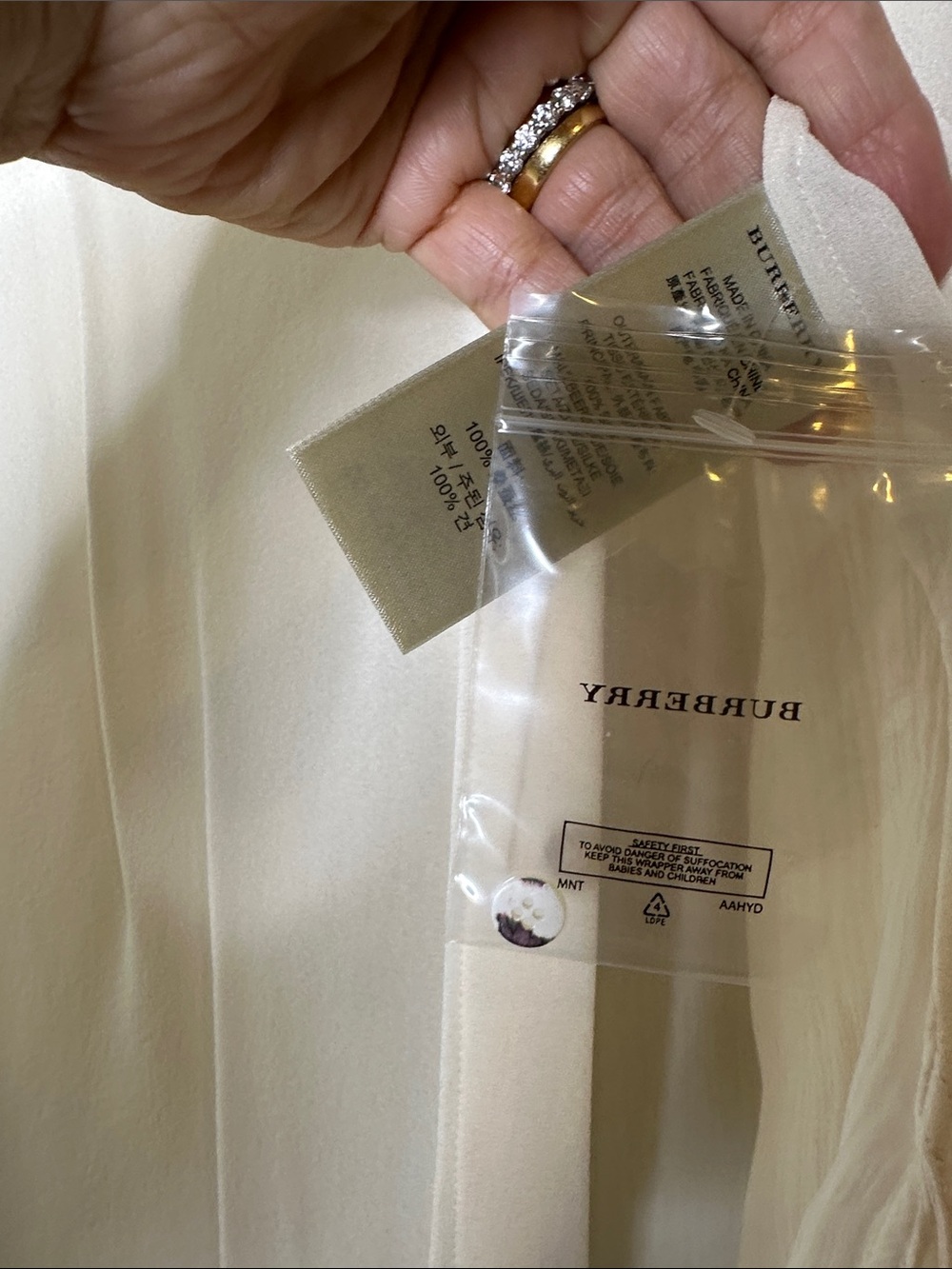 Burberry Silk Ivory Cream Button Down Shirt  Sz 8 Office Career NWOT - Picture 3 of 7